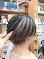 プランタンアヴェダ(printemps AVEDA)&nbsp;パールベージュインナー×ハンサムショート
