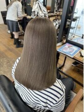 ヘアカロン 熊本下通店(Hair CALON) カーキー/グレージュ/透明感カラー/ブリーチ無し