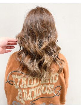 フェリア 松山(Feria) 【Feria松山】ベージュハイライト☆白石