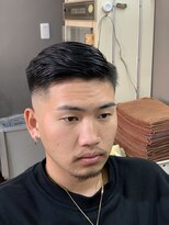 理容ドラゴン スキンフェードカット