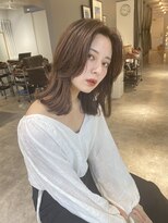 ミント 鳳(Mint.) 20代 30代 40代 ペールベージュ 似合わせカット 結べるボブ