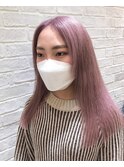 ピンクベージュ