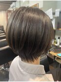 ショートボブ