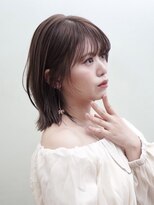 ビュートリアム265(BEAUTRIUM 265)&nbsp;ミディアムレイヤーミディアムボブ 大人ボブ 切りっぱなし外ハネ