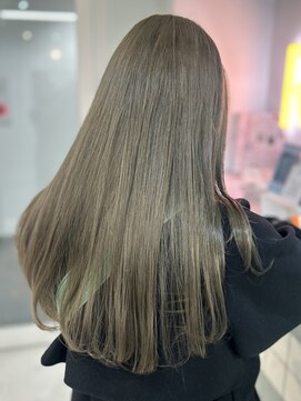 アール 横浜(R) 【MAKI】艶カラー/ハイトーン/グレージュ/ブリーチカラー