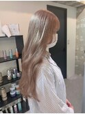 イメチェン/ホワイトブロンド/外ハネボブ/美髪/渋谷