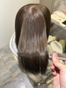 トッカ 高槻店(tocca) 光沢ストレート