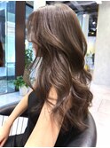 レイヤーカット 顔まわりカット 色気ヘア かきあげ前髪