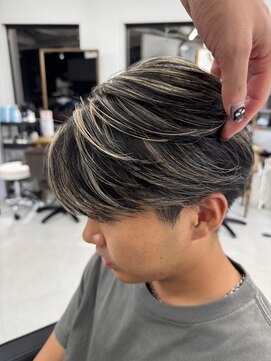 バース 梅田中崎町店(BIRTH) 50代40代白髪ぼかしシルバーメッシュバレイヤージュ