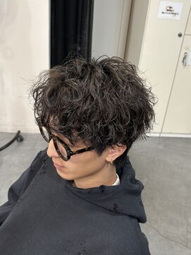 バース バイ ハピネス(BIRTH by happiness) シャドウパーマ/スパイラルパーマ/ツイストスパイラルパーマ