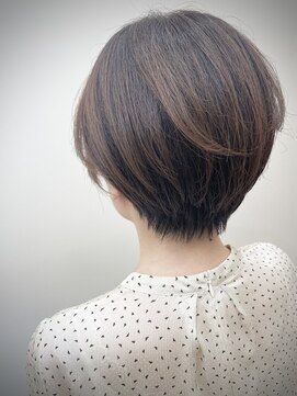 バッカ(BACCA) 後ろ姿美人になれる!大人のショート