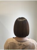 ツヤツヤシンプルボブスタイル 夏