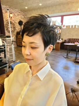 ヘアートランプ(hair trump) 刈り上げ女子◆レディースベリーショート◆正義