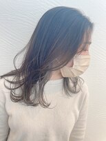 ショウビット(Show Bit)&nbsp;透明感たっぷりインナーカラー