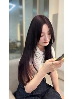 ヌイ 横浜(nui)&nbsp;バイオレットピンク_前髪マチルダボブピンクベージュ