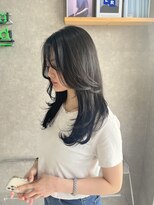 ムード タテマチ(mood tatemachi)&nbsp;ロングレイヤー　グレーアッシュ　くびれ巻き　韓国