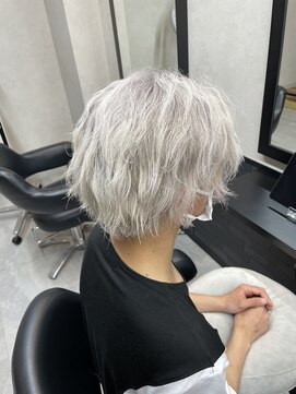 エンカウントバイマハロ 千葉(encount by mahalo) ホワイトシルバー