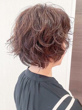 ヴィラ 川西店(Villa) 20代30代40代ふんわりカールショートボブミルクティーブラウン