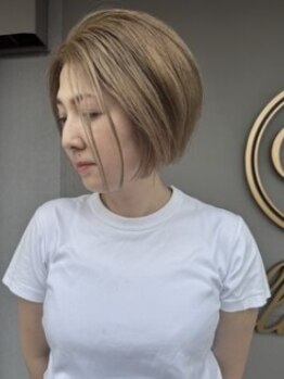 ステラフィランテ(Stella Filante)の写真/髪のダメージを最小限に抑えた大人女性の為のカラー♪髪にも優しく、艶のある仕上がりに。