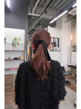 デイジー(Daisy) 暖色系ベージュカラー/ブリーチなしで作る明るめカラー