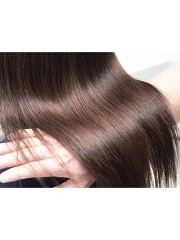 大人気のオーガニックカラー専門店！プロのスタイリストたちが丁寧かつ綺麗に染めます♪