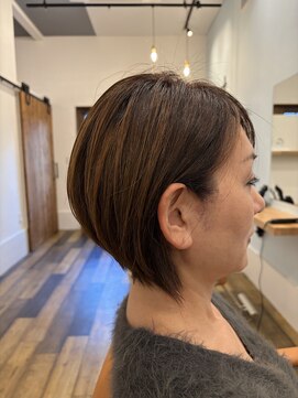 人気No.1：丸みショートボブ