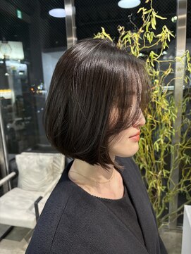 クロトバイキング(Qlotho by KING) 【Qlotho ＫＹＯＫＡ】前下がりボブ　カーテンバング