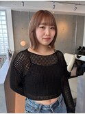 ボブヘアに明るめカラーが可愛い♪