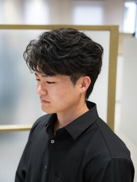アレアル 広島並木通り店(ALEAR) メンズカット/センターパート/フェザーショート/メンズパーマ