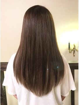 ロイ プラスアティック(roi ＋attic) 谷町６丁目美容室◆異空間美容室roi◇