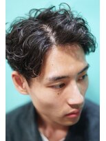 ニコフクオカヘアーメイク(NIKO Fukuoka Hair Make)&nbsp;「NIKO」メンズアップバングパーマ