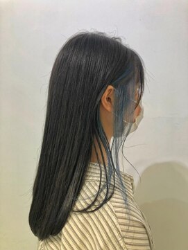 アドラーブル 女池店(adorable) 10代20代大人可愛い★艶サラストレート×ブルーインナーカラー