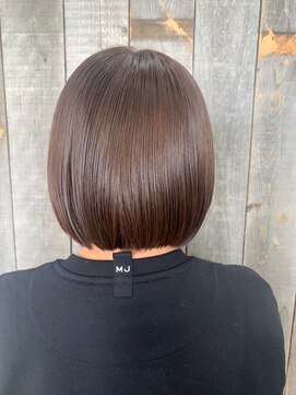 美容室ケインズナチュール ショートボブ[ニュアンスカラー/グレーベージュ/カーキベージュ]