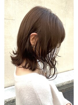 ニール 名古屋 伏見 丸の内(NEELU) 【Neelu】ツヤっとベージュ！