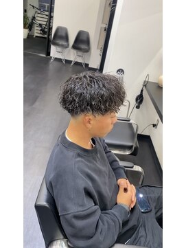 メンズサロンドットリアン(dot. lien) フェード×縦落ちツイスパ