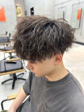 ネオン(NEON) ツイストパーマ