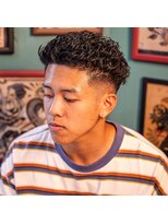 リットインダハウス(LIT INDA HOUSE)&nbsp;クセ毛を活かしたスタイル