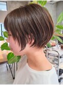 表参道大人ショートボブ白髪ぼかしハイライト顔周りレイヤー40代