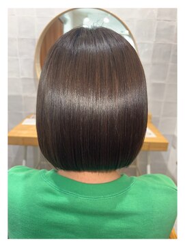 クシェル バイ リリア(kuschel by LILIA.) 艶髪ミニボブ＊