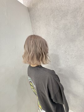 ヘアサロン グローリー(glory) ホワイトベージュ