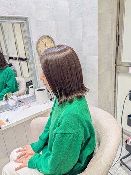 イーズ バイ インス(Yeeee.s by INCE) 白髪ぼかし/脱白髪染め/脱白髪染めハイライト/透明感