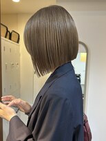 ワット(W)&nbsp;【W】小林 切りっぱなしボブ/ミルクティーベージュ