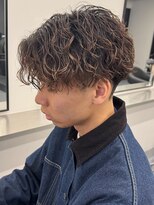 アンドメゾンオム(&Maison. homme) 【個性派ストリート】強めスパイラル×ツーブロックマッシュ