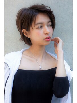 レア 渋谷(Le'a) 【Le'a】サイドから見ても大人キレイな小顔　丸みショート
