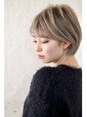 大人可愛い20代30代40代黒髪前下がりショートボブ丸みショート