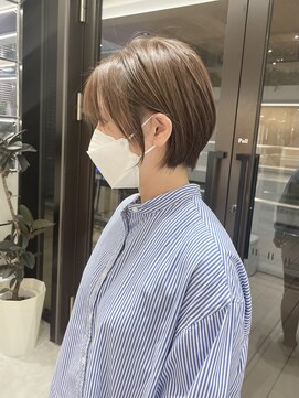 ステアケース 武蔵小杉店(stair:case) 脱白髪染めハイライト丸みショート20代30代40代