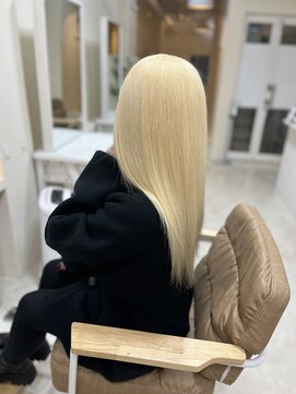 カリーナ(CARINA) ハイトーンカラー/ブロンドカラー