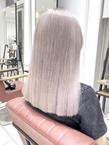 クアトログランシュ ひたちなか店(QUATRO×GranCieux)&nbsp;ホワイトパール【ひたちなか/ブリーチ/ホワイト】