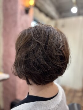 ロッソバイアルター 鎌取(ROSSO by aL-ter) ミニウルフ/デジタルパーマ/チェリーブラウン[鎌取/石橋］