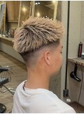 スキンフェード×金髪ジェットモヒカン　10代20代
